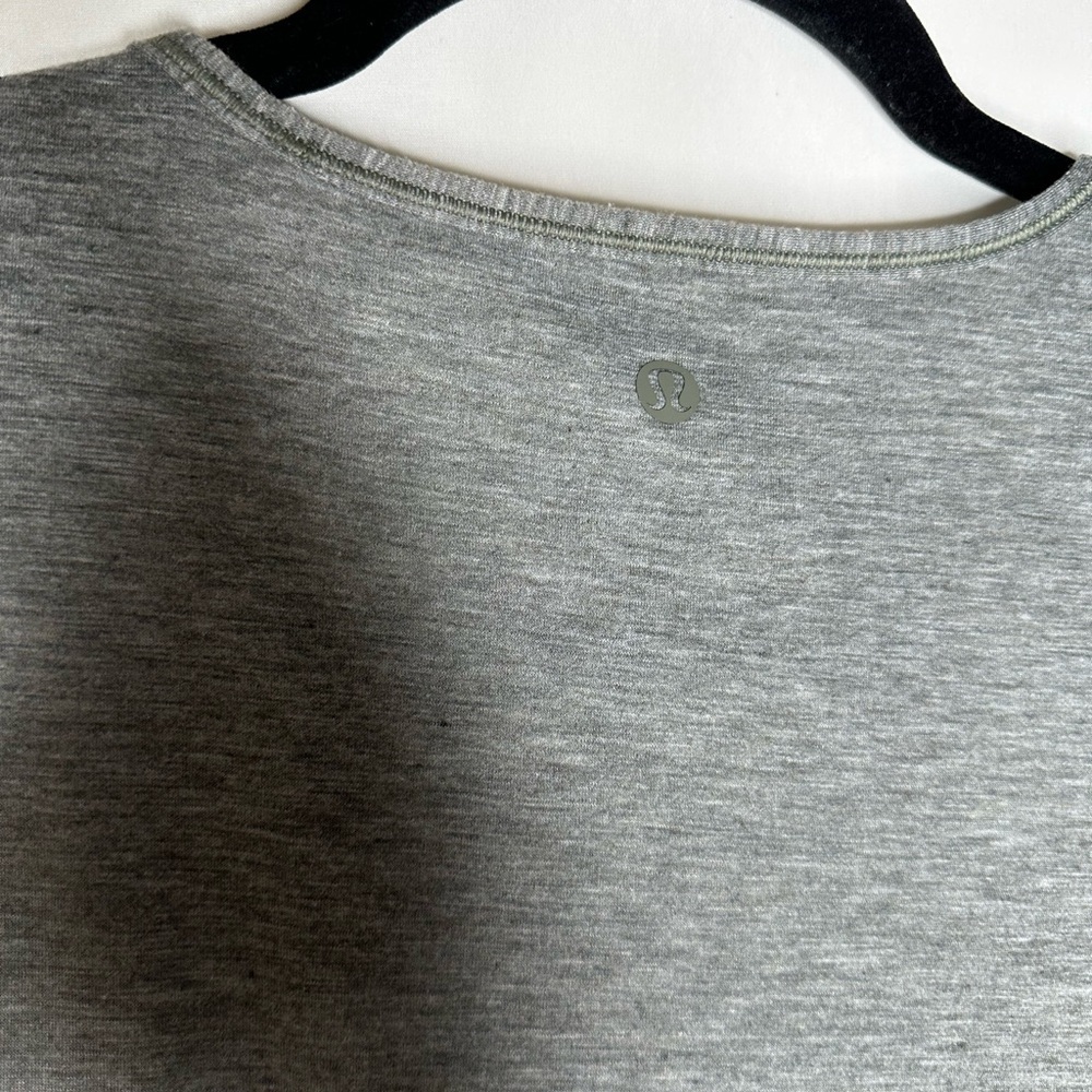 Lululemon Athletica Gray Fitted Tie Front Short Sleeve Top - Picture 5 of 7